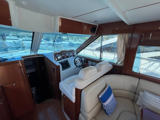 Beneteau Antares 13.80 usado à venda