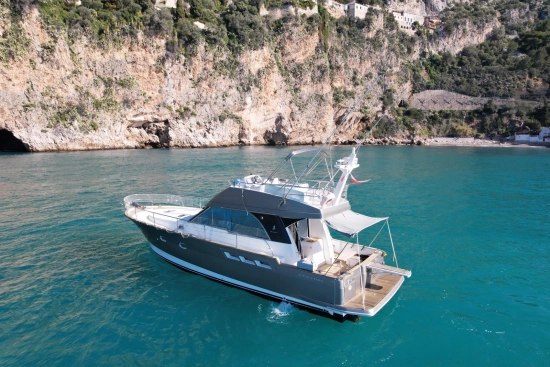 Beneteau Antares 13.80 usado à venda