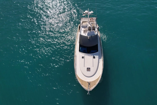 Beneteau Antares 13.80 usado à venda
