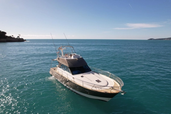 Beneteau Antares 13.80 usado à venda