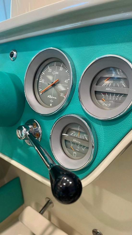 Riva Saint tropez 211 usata in vendita