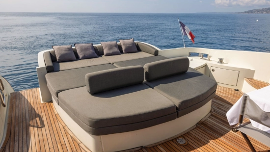 Azimut 68 S usata in vendita