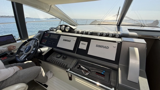 Azimut 68 S usata in vendita