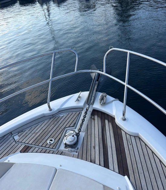 Jeanneau Leader 36 usado à venda