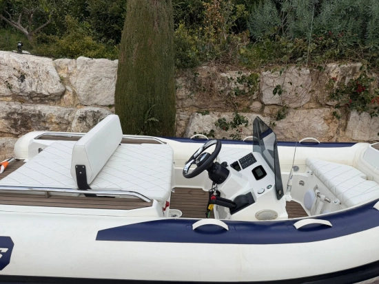AGILIS 355C usata in vendita