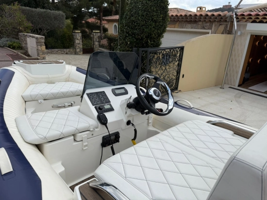 AGILIS 355C usata in vendita