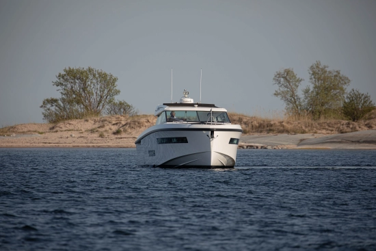 DELTA POWERBOATS 48 coupe nuevo en venta