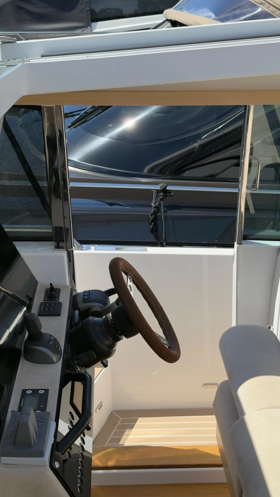 DELTA POWERBOATS 48 COUPE usata in vendita