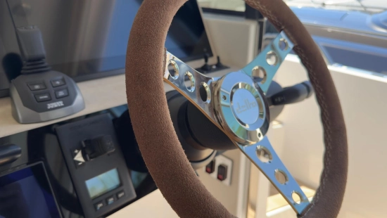 DELTA POWERBOATS 48 COUPE usata in vendita