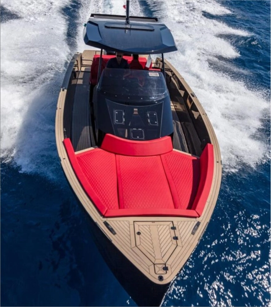 Tesoro Yachts T40 Black Series usado à venda