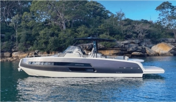 Invictus Yacht GT370 de segunda mano en venta