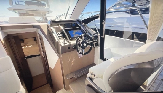 Galeon 360 Fly usata in vendita