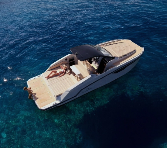 Aurea 30 Cabin nuevo en venta