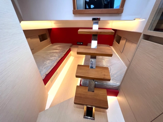 Tesoro Yachts T40 Black Series usado à venda
