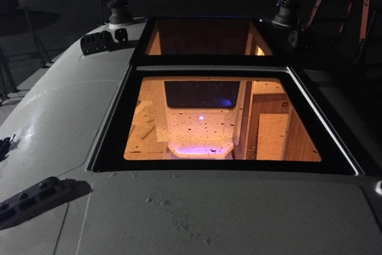Faro Yachts 29 usado à venda