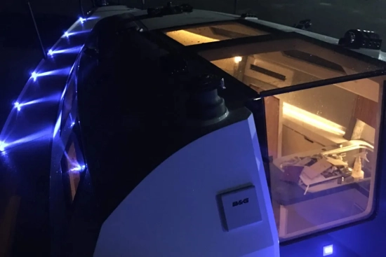 Faro Yachts 29 usado à venda