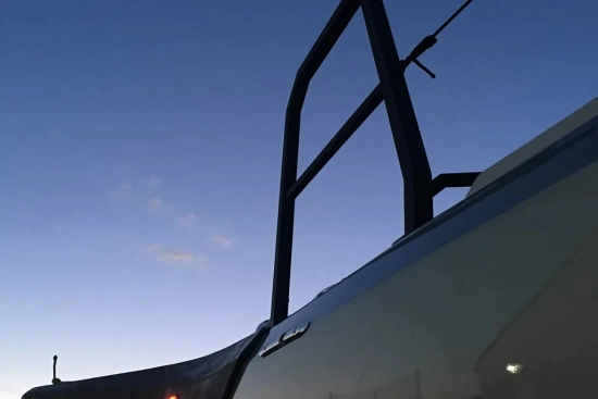 Faro Yachts 29 usado à venda