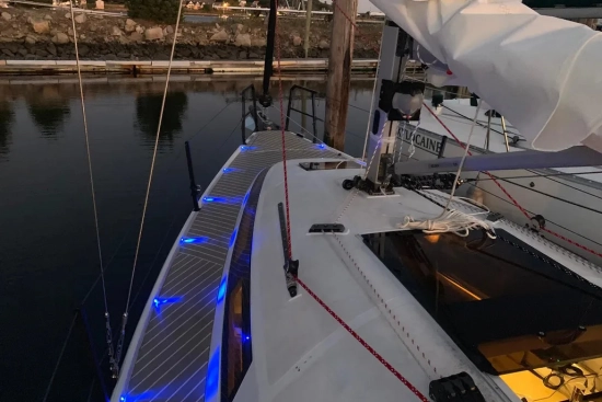 Faro Yachts 29 usado à venda