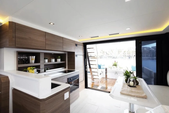 Aventura 38 Motor Yacht usado à venda