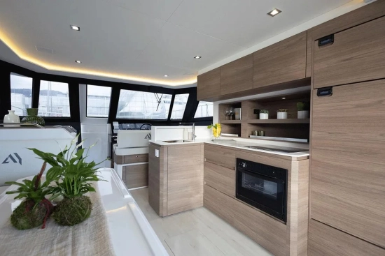Aventura 38 Motor Yacht usado à venda