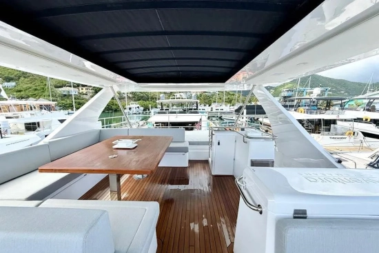 Aventura 56 Motor Yacht usata in vendita