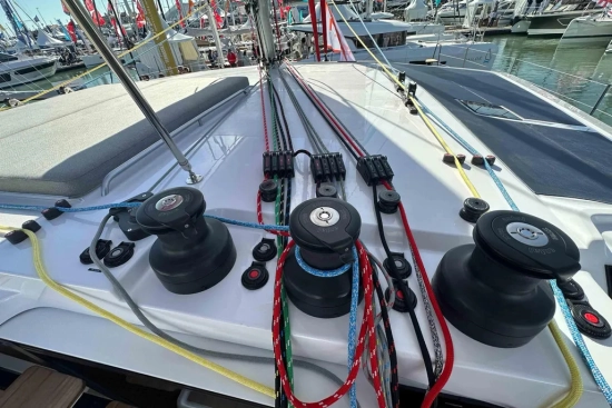 NEEL 52 Hybrid de segunda mano en venta