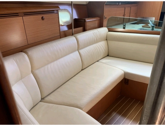 Jeannau Sun Odyssey Legend 35 usata in vendita