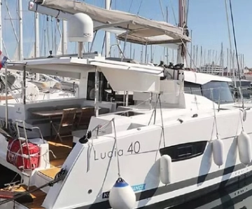 Fountaine Pajot Lucia 40 de segunda mano en venta
