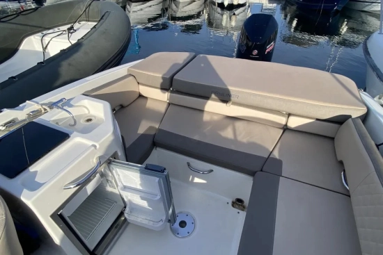 Bayliner VR6 Cuddy usado à venda
