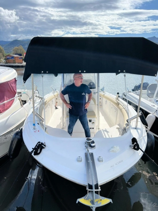 Wellcraft Scarab 26 usata in vendita