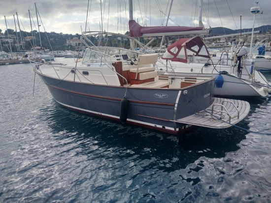 Rhea marine 680 usado à venda