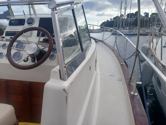 Rhea marine 680 usado à venda