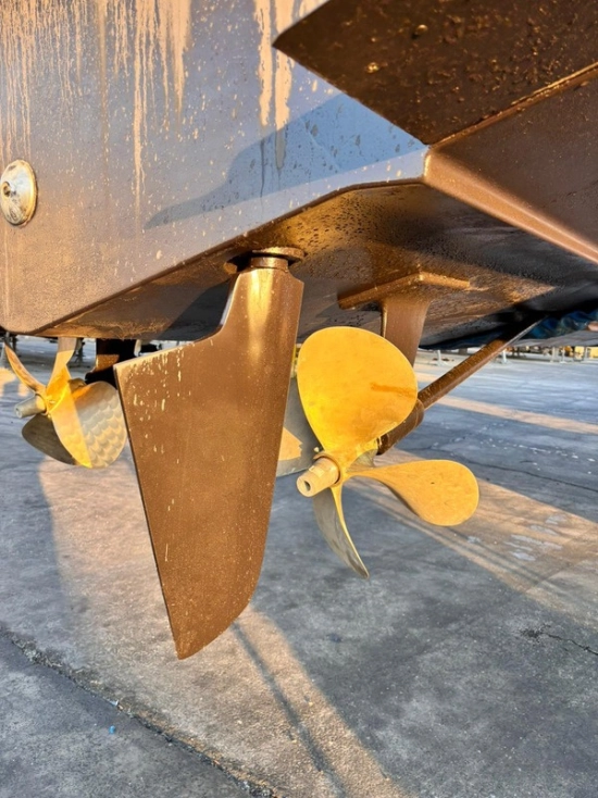 Carnevali C130 usado à venda