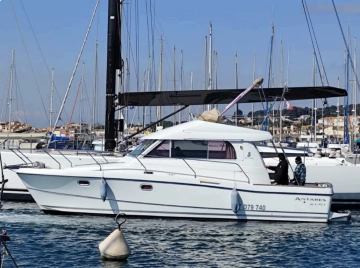 Beneteau Antares 10.80 usata in vendita