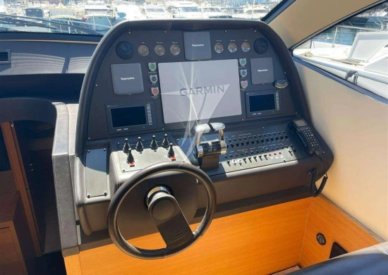Pershing 64 de segunda mano en venta