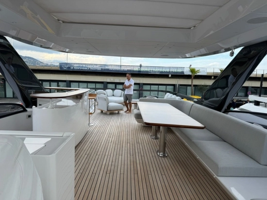 Azimut Grande 26 m usata in vendita
