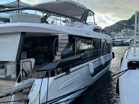Azimut Grande 26 m usata in vendita