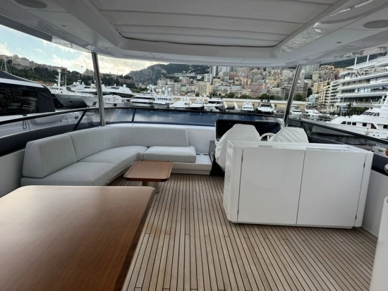 Azimut Grande 26 m usata in vendita