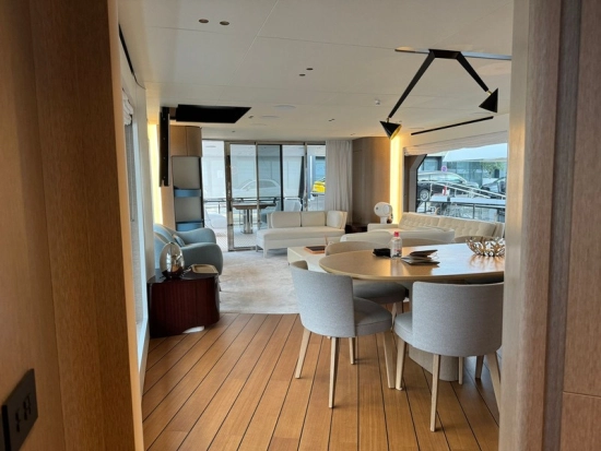 Azimut Grande 26 m usata in vendita