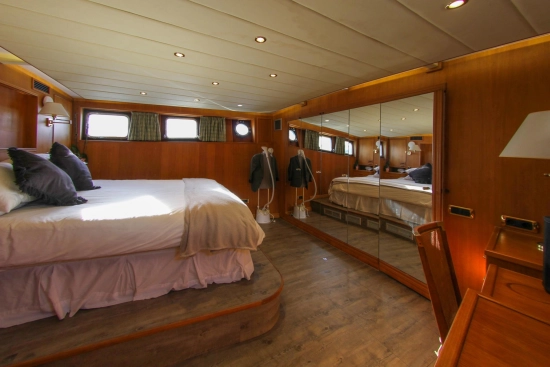 Van Voorten Columbus of Lymington usata in vendita
