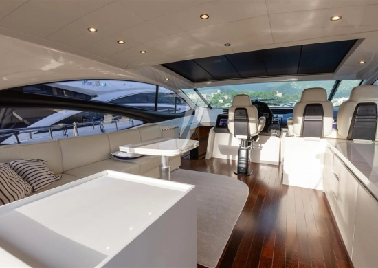 Pershing 62 usata in vendita