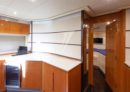 Pershing 62 usata in vendita