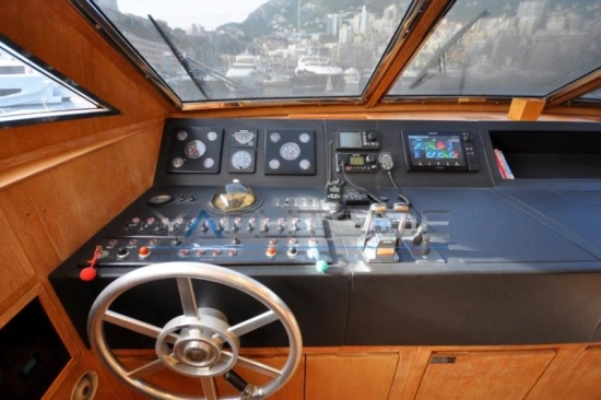 Cantieri di Pisa Akhir 22 usata in vendita
