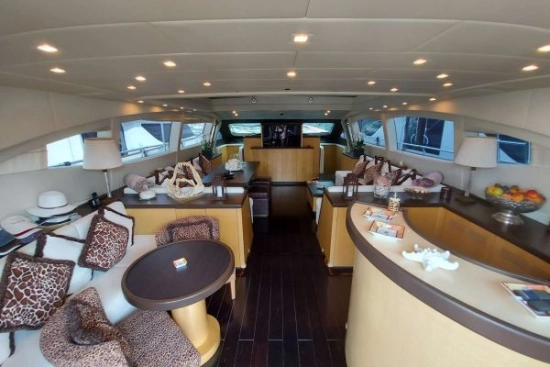 Overmarine Mangusta 92 usata in vendita