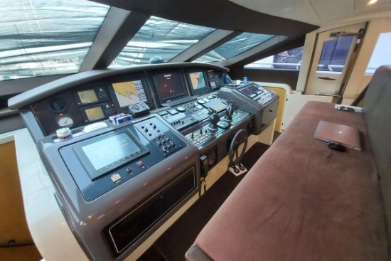 Overmarine Mangusta 92 usata in vendita