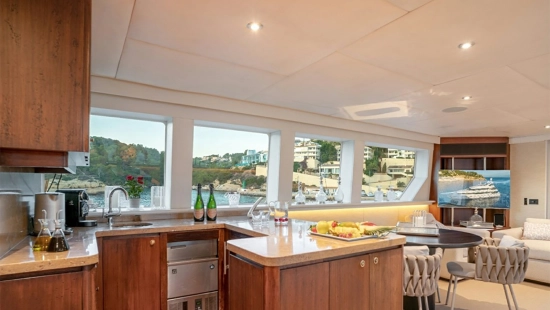 Lurssen 140 usado à venda