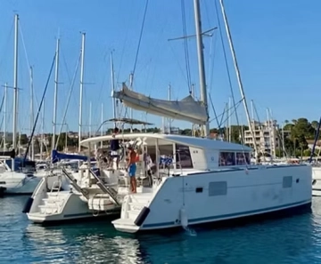 Lagoon 400 usata in vendita