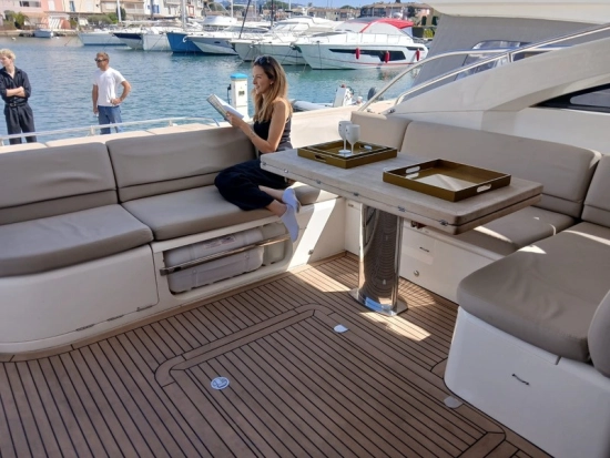 Princess V62 usata in vendita