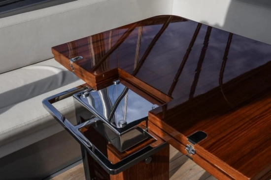 Riva RIVALE 56 usata in vendita