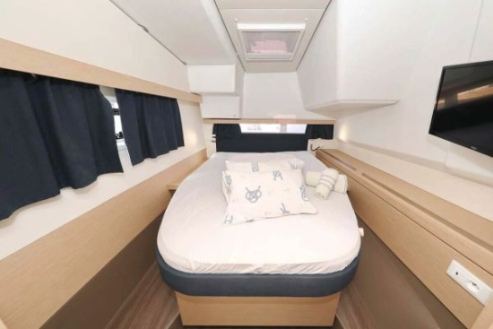 Fountaine Pajot Lucia 40 usado à venda